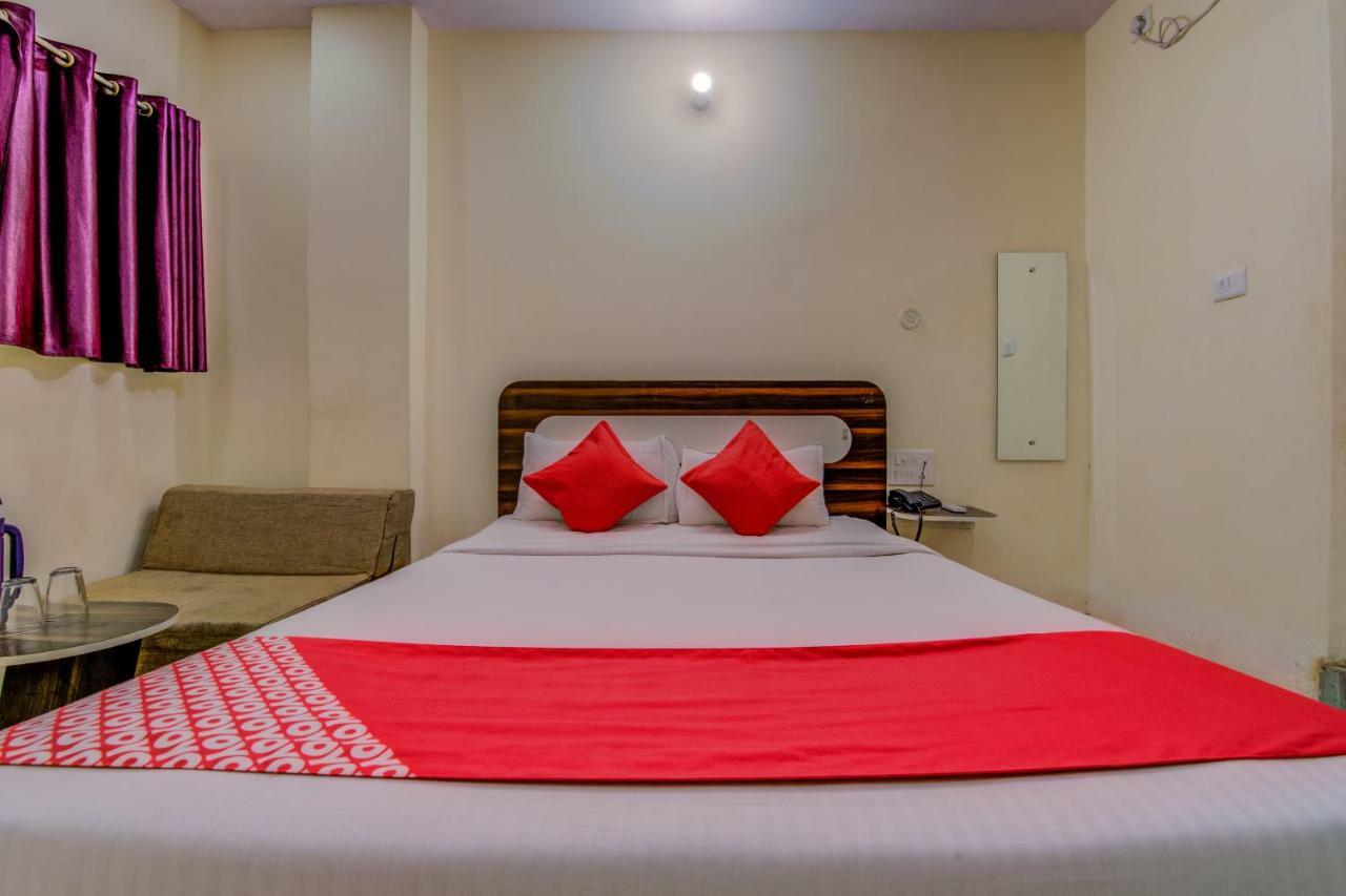 Oyo 18873 Hotel Comfort Деогарх Экстерьер фото