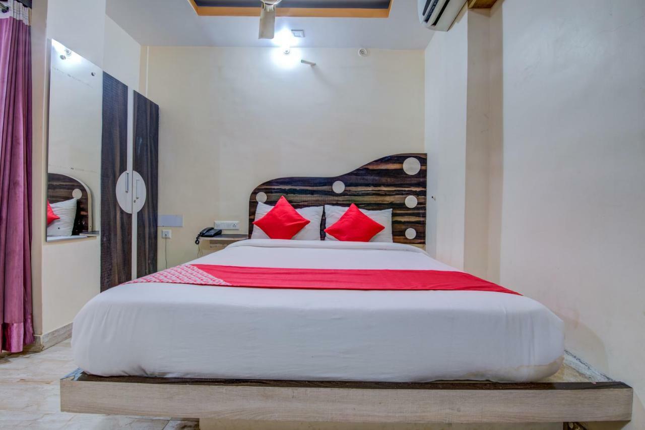 Oyo 18873 Hotel Comfort Деогарх Экстерьер фото
